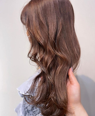 ブラウンカラー