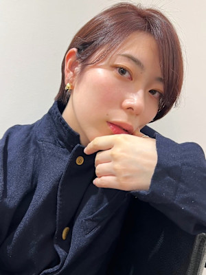 ハンサムショート　マッシュ　ベージュカラー　レイヤー