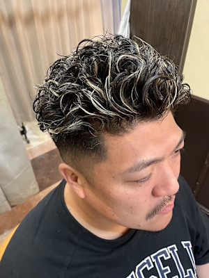 BARBER Chos メンズトータルビューティ×ショート