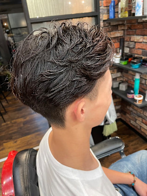 BARBER Chos メンズトータルビューティ×ショート