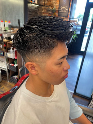 BARBER Chos メンズトータルビューティ×ショート