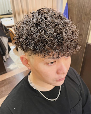 BARBER Chos メンズトータルビューティ×ショート