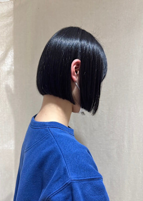 ELLYLONDON 1st.店×ミディアム