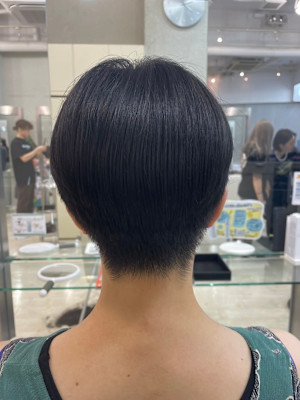 ELLYLONDON 1st.店×ショート