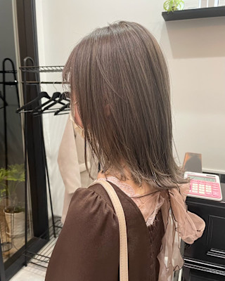 モカグレージュ