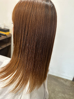 乾かすだけできまるつや髪ナチュラルストレートヘア/宇都宮