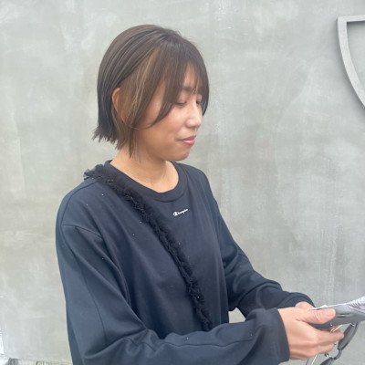 オリーブカラー+ベージュインナーカラー