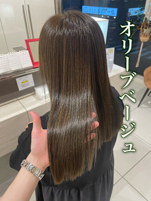 『オリーブベージュカラー』