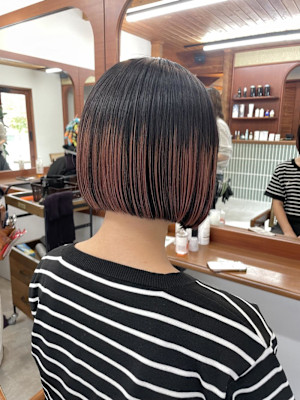 ミニボブ×ピンクデザインカラー