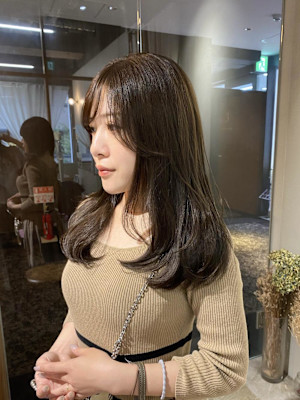 《花屋併設》ロングレイヤー/.柔らかベージュ/大人可愛い