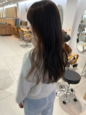 イヤリングカラー