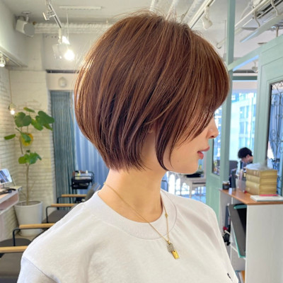 大人ショートボブショートカットココアアッシュくびれミディ