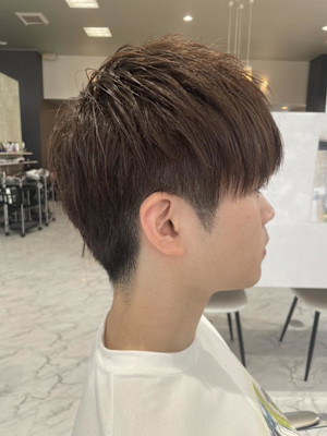 ショートマッシュヘア