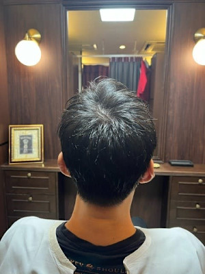 刈上げショートスタイル