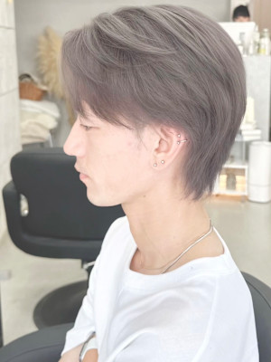 メンズカット　ブリーチ　ミルクティーグレージュ