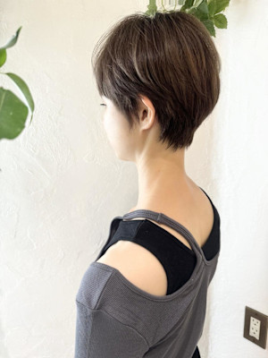 〜大人女性のショートスタイル〜