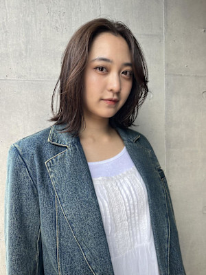 ミルクティーベージュ　グレージュ　切りっぱなしボブ