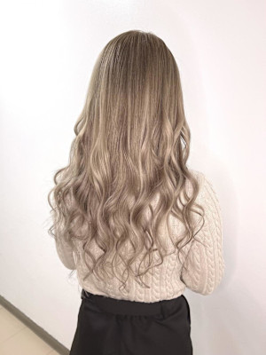 ミルクティーベージュ