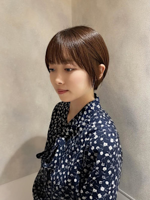 丸みショート×大人可愛い×冬カラー×前髪あり×20代30代
