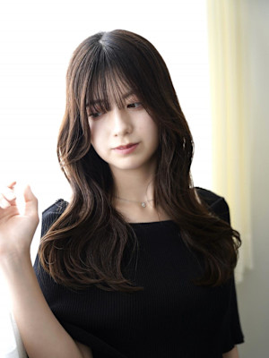 韓国風レイヤーふんわりミディアムブラウンくびれ巻きヨシンモリ