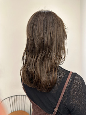 池袋 イルミナカラー透明感 モカグレージュ♪