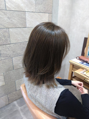 レイヤーボブ×オリーブグレージュ☆