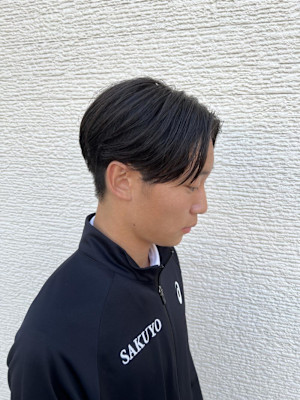 センターパート×ニュアンスパーマ