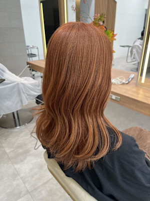 オレンジベージュ