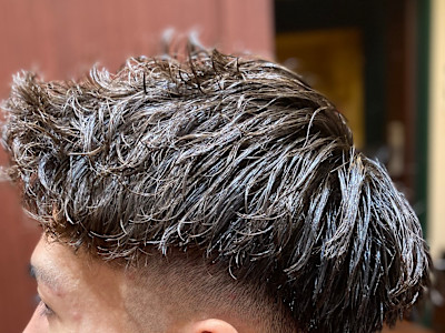 MEN'Sツーブロックフェードミドルフェードバーバースタイル