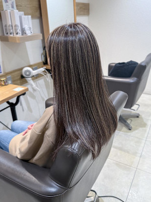 白髪ぼかしハイライトカラー30代40代50代ブルーグレージュ