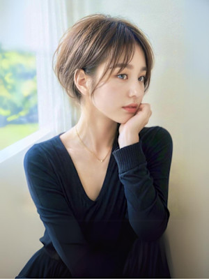 大人可愛い ひし形ショートボブ 小顔カットヘルシースタイルのイメージ画像