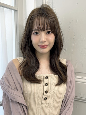 くびれヘア　モテ髪　ベージュカラー