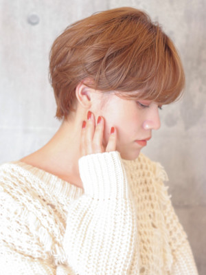 大人丸みショート