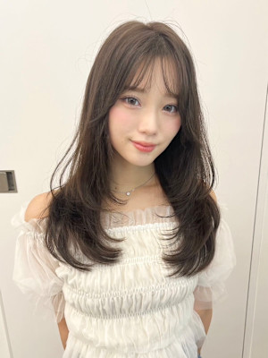 韓国風/セミロング/顔周りカット/くびれヘア/透明感カラー