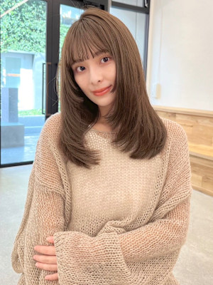 韓国風/セミロング/顔周りカット/くびれヘア/透明感カラー