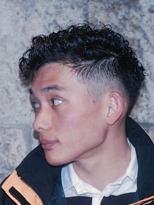 ショートハードパーマスタイル