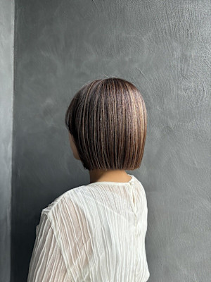 切りっぱなしボブ