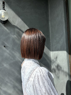 切りっぱなしボブ