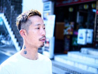 メッシュ×サイドバックスタイル