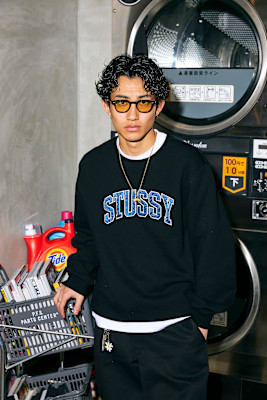 センターパートスパイラルスタイル