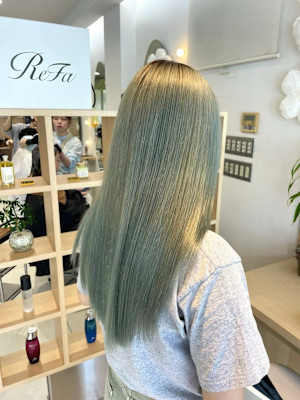 くすみミントカラー