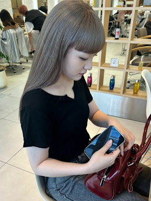 ホワイトベージュ