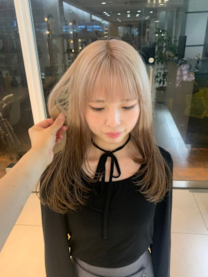 レイヤーカット×roots color