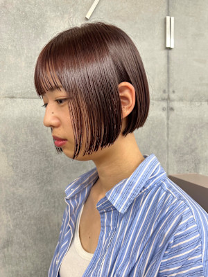 ぱつっと顎ラインボブ