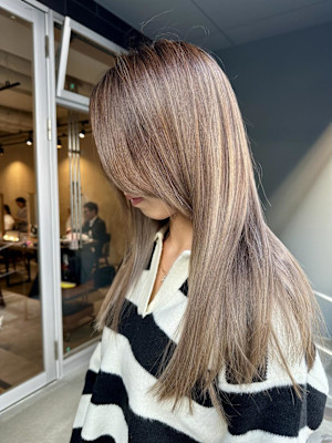 細めハイライト くすみベージュ 小顔 大人かわいい