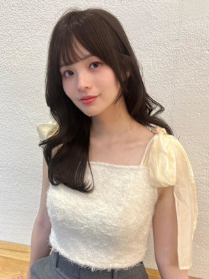 ブラウングレージュくびれヘア