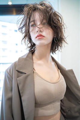 nuance  wave × medium