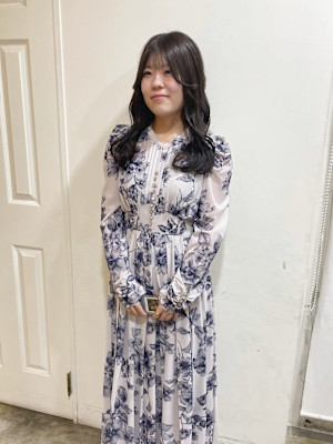 【MIO】透明感ブルーグレージュ×大人可愛い