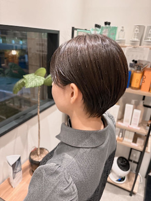 コンパクトショートヘア