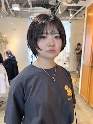 黒髪/グレーベージュ/ボブ/レイヤー/前髪カット/髪質改善